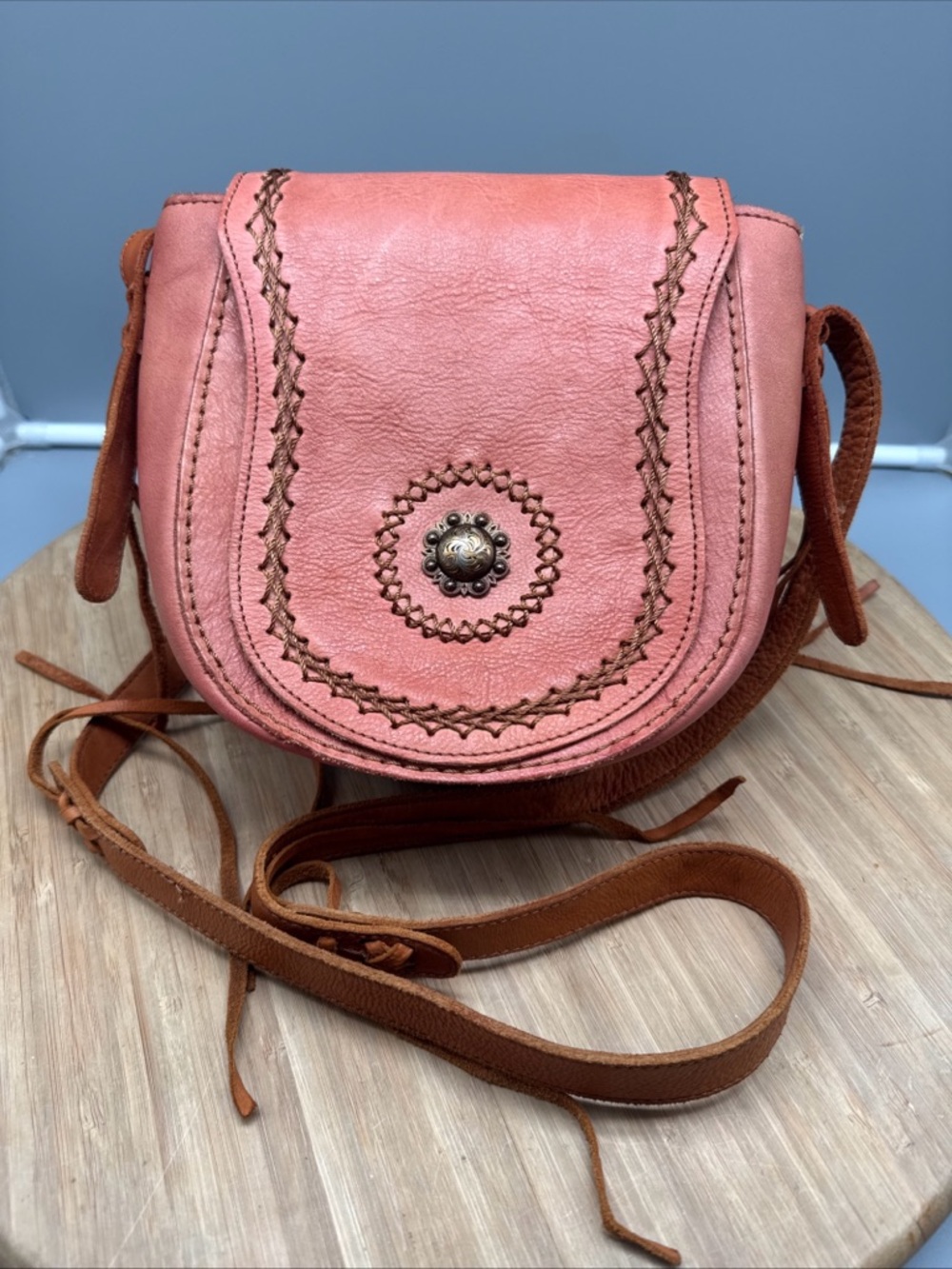 Montana West Concho Collection Crossbody Bag RLC-L152BR ($100) EUC